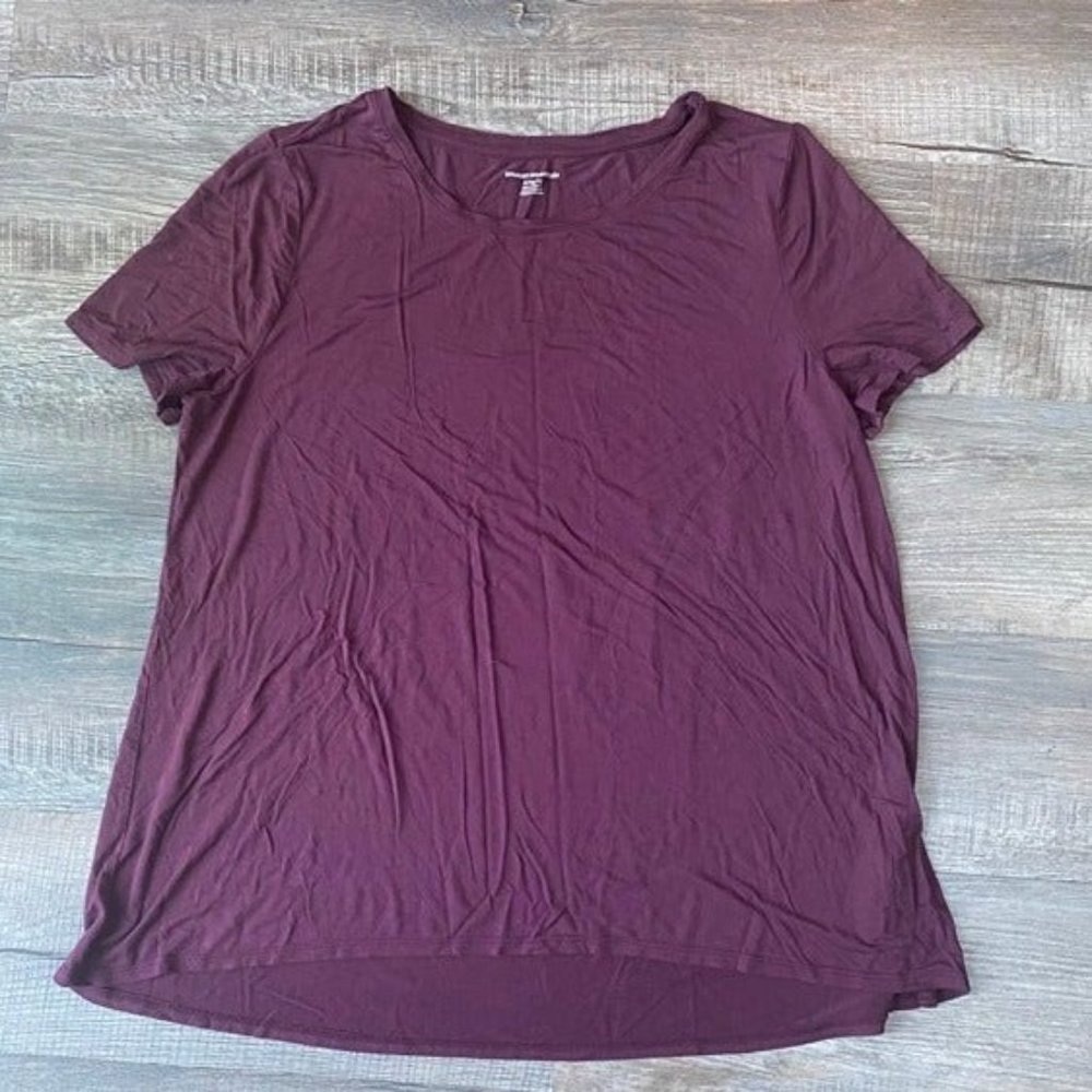 A. Essentials Short Sleeved Burgundy Women's Tunic  Size XL